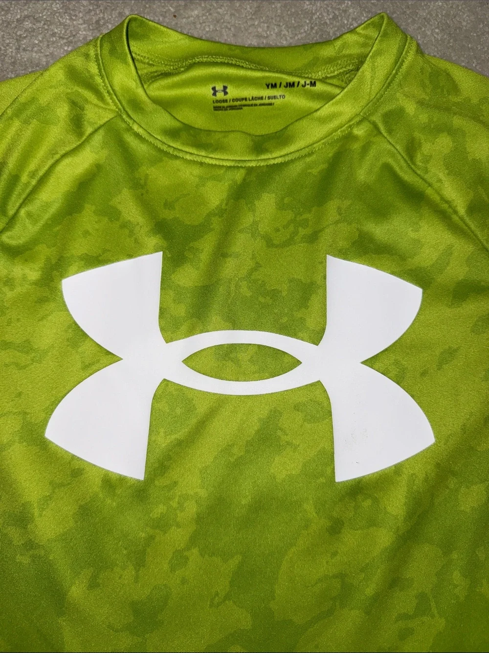 Boys under armour shirt
